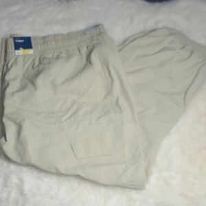 Old Navy High Rise Lightweight Cargo Pants in Light Khaki